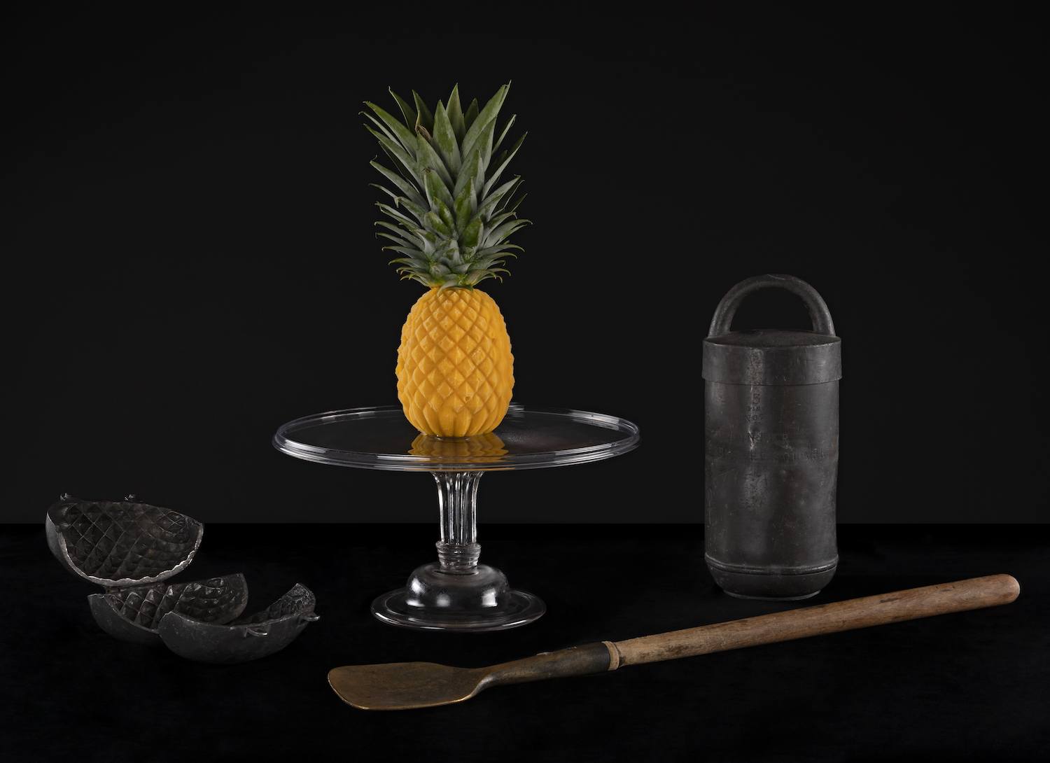 The pineapple is an essential motif of the exhibition.